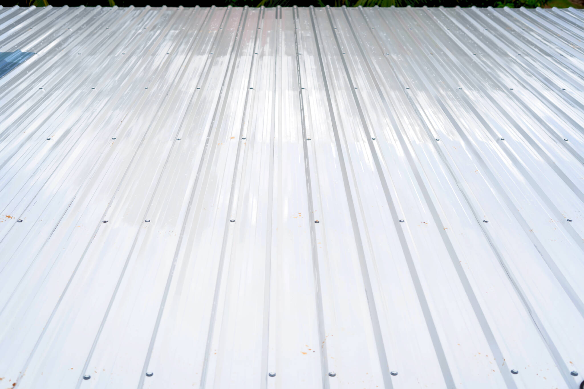 White Pu Foam Metal Sheet Roof